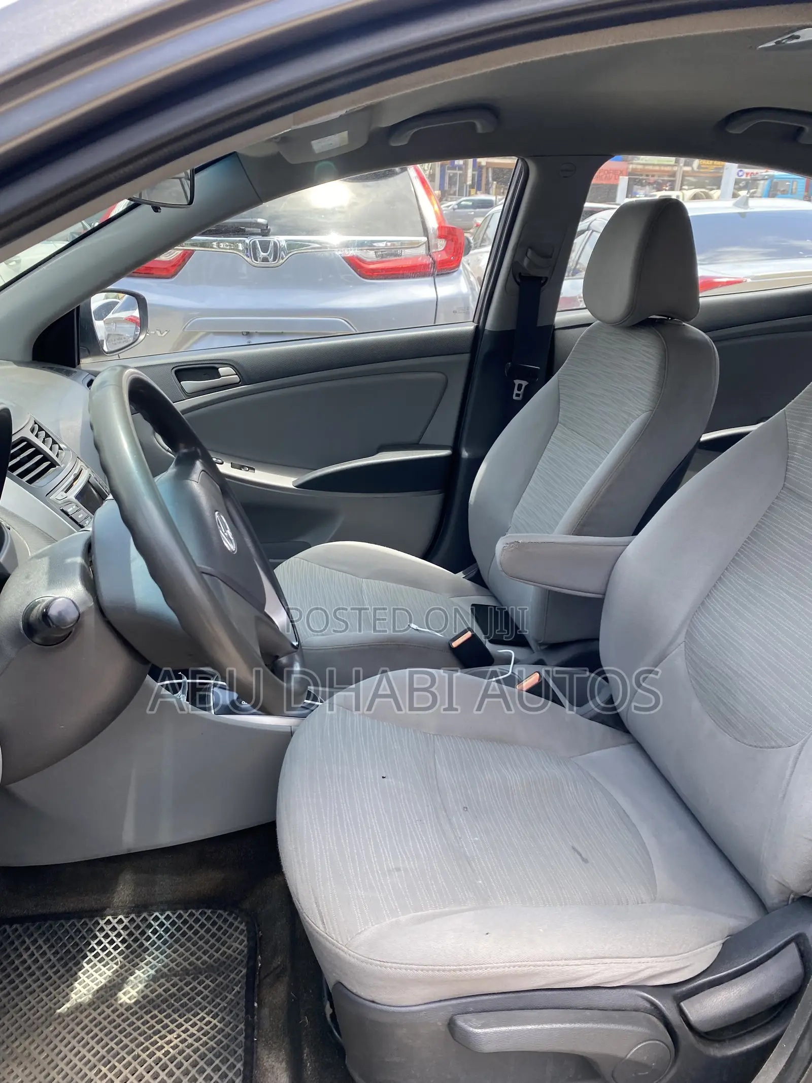 Hyundai Accent SE Sedan 2016 Silver