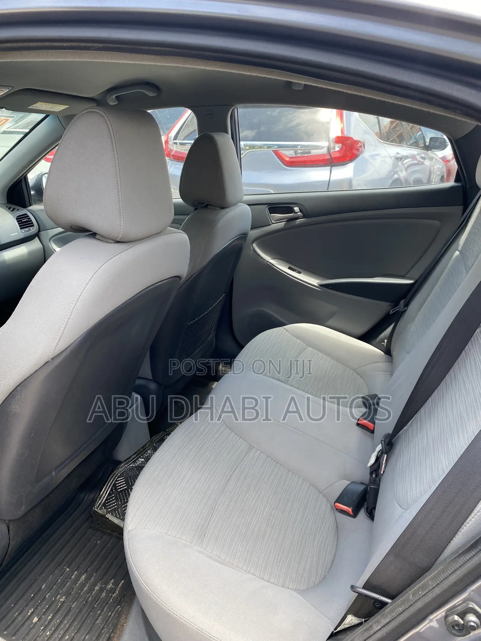 Hyundai Accent SE Sedan 2016 Silver