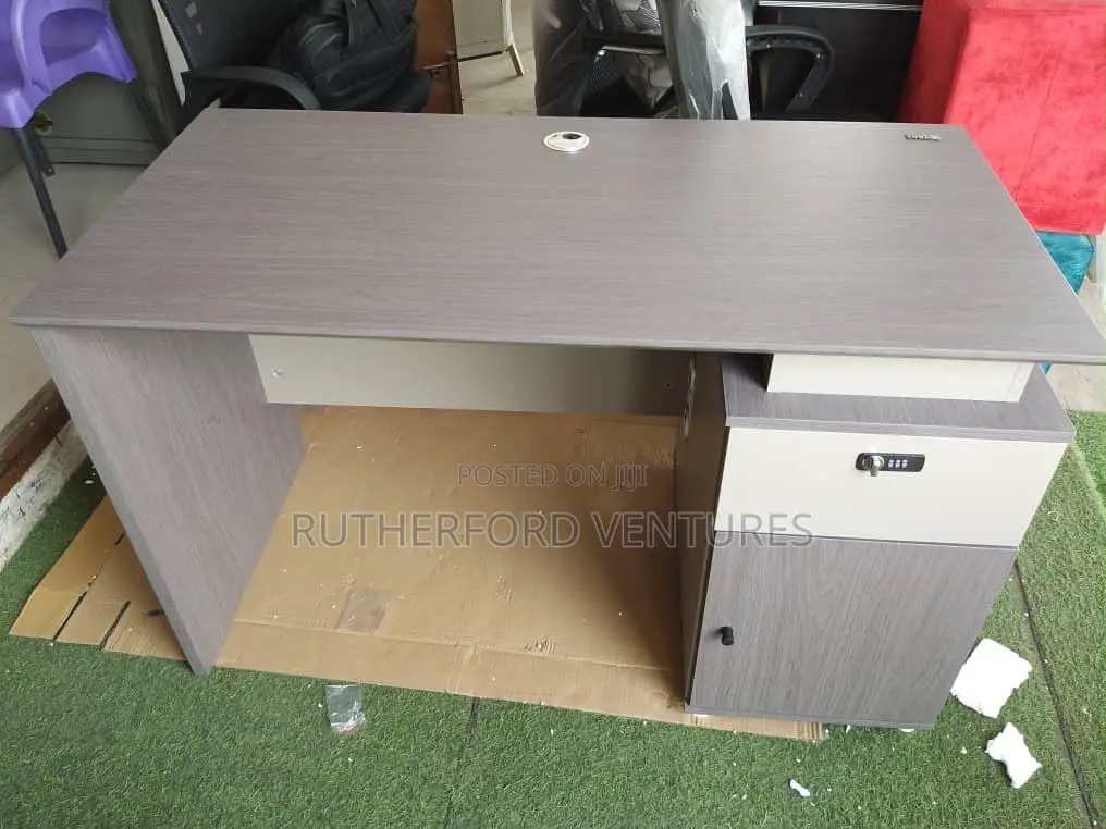 Wooden Office Table