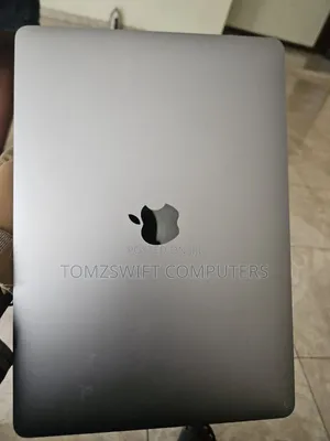 Laptop Apple MacBook Pro 2020 16GB Apple M1 SSHD (Hybrid) 512GB