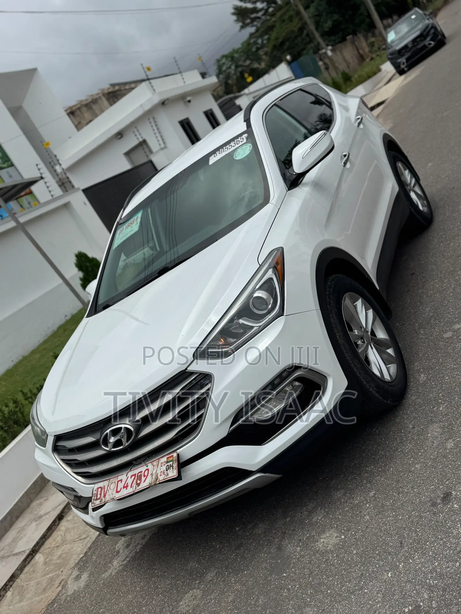 Hyundai Santa Fe SE AWD 2018 White