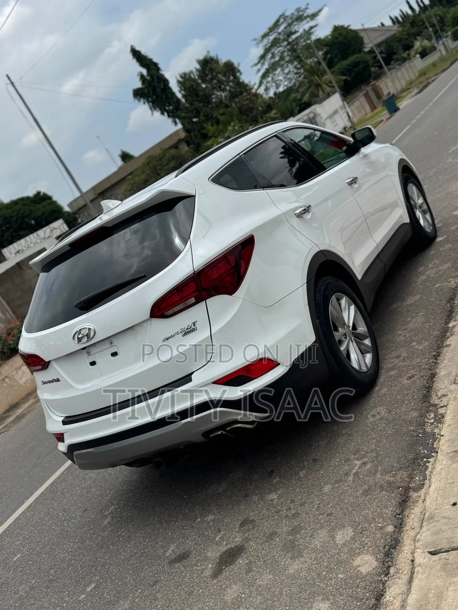 Hyundai Santa Fe SE AWD 2018 White