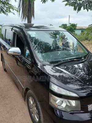 Toyota Voxy 2011 Black