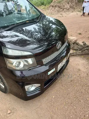 Toyota Voxy 2011 Black