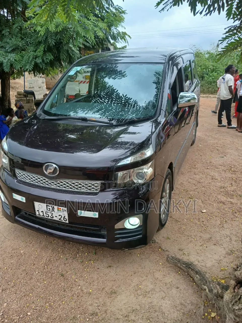 Toyota Voxy 2011 Black