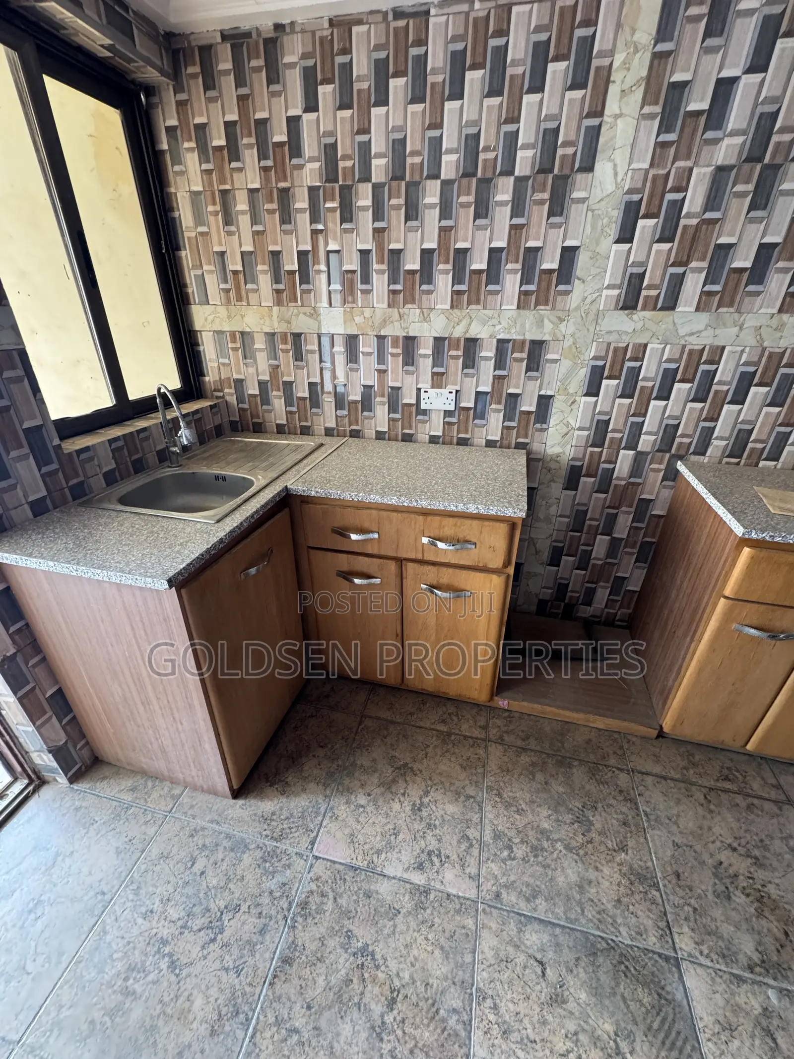 2bdrm Apartment in Mile 7 for rent
