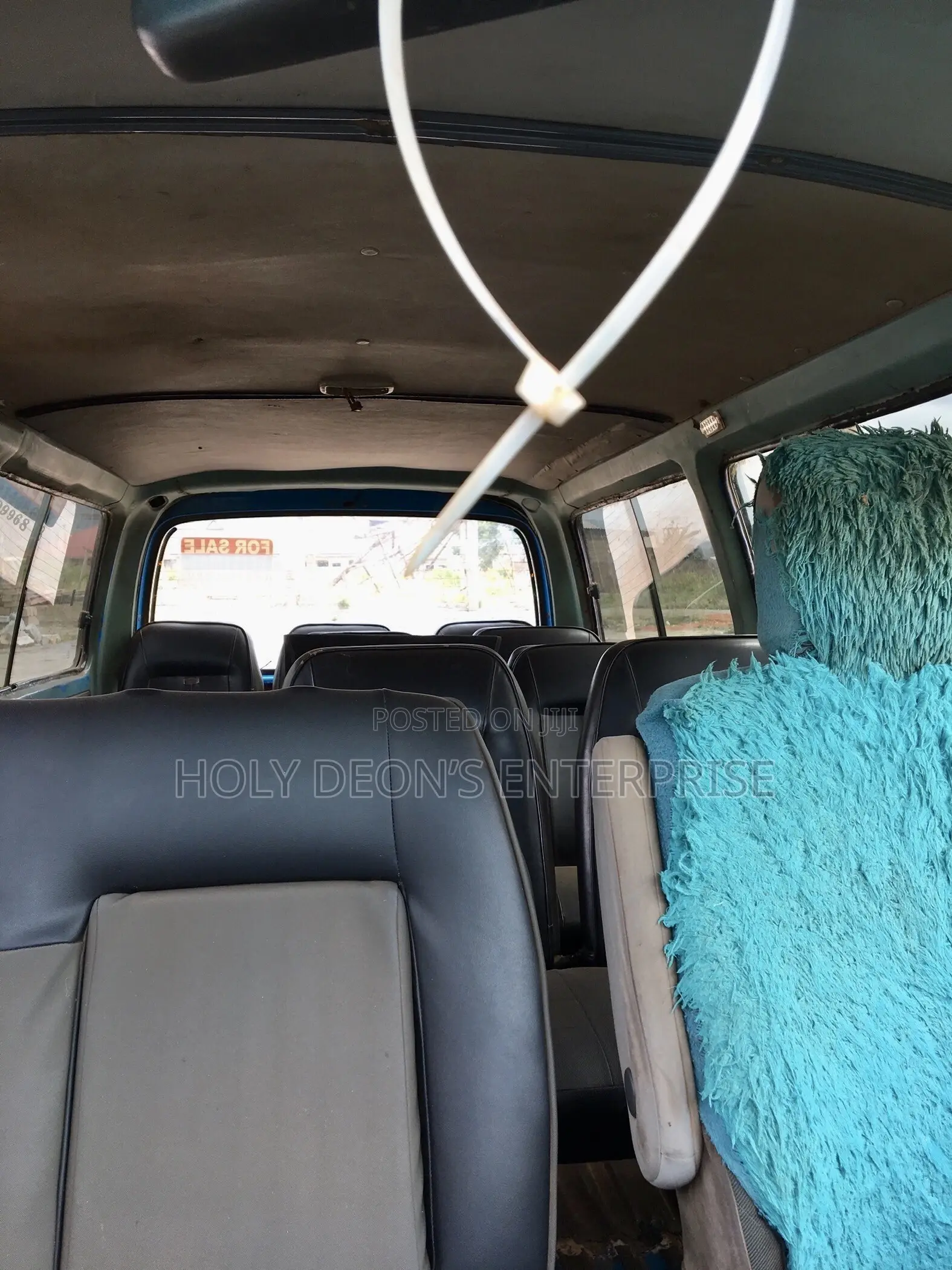 Toyota HiAce 2010 Green