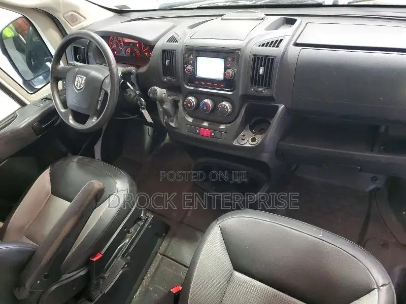RAM Promaster 2500 2019 White