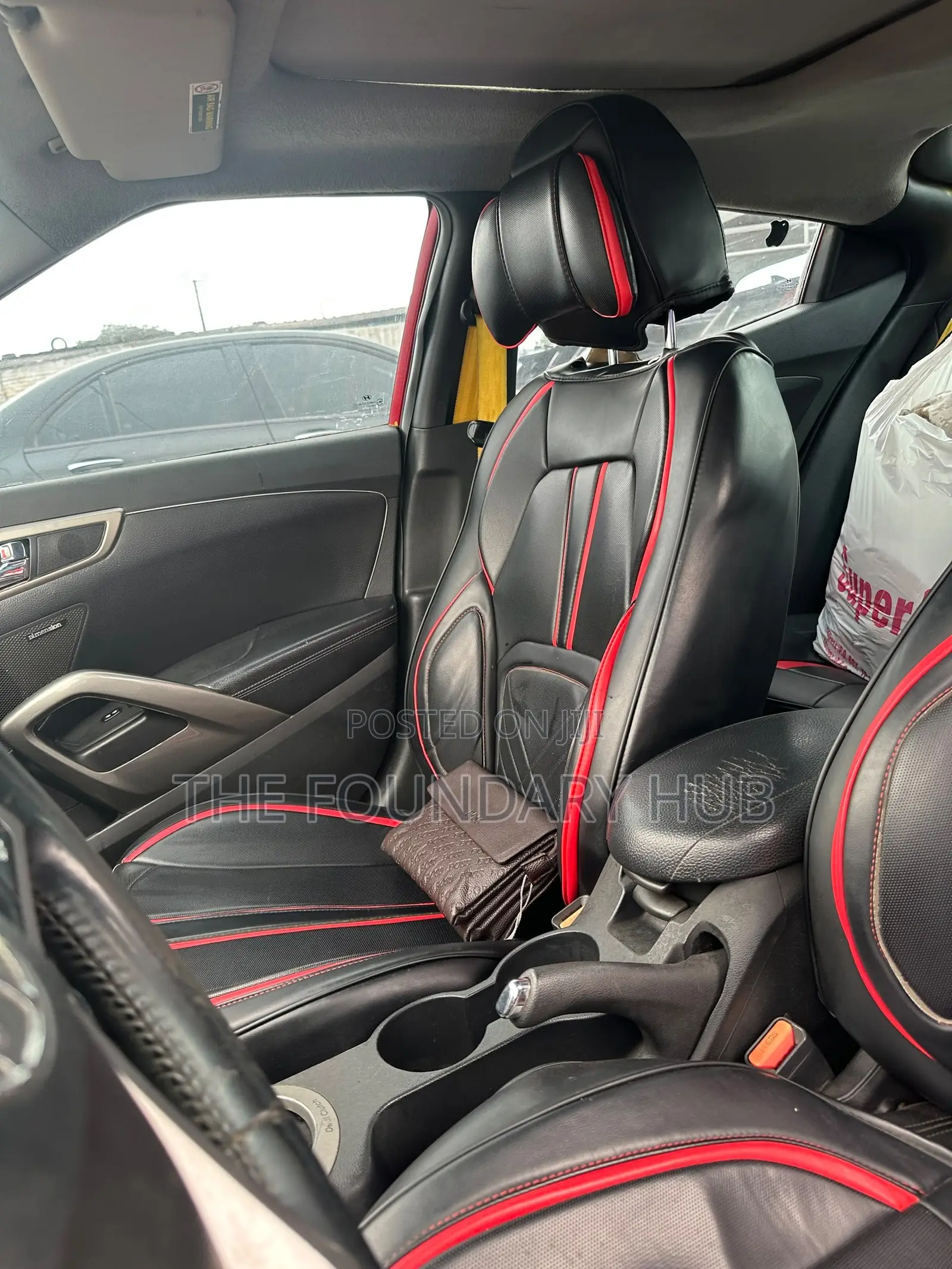 Hyundai Veloster Veloster (Standard) 2013 Red