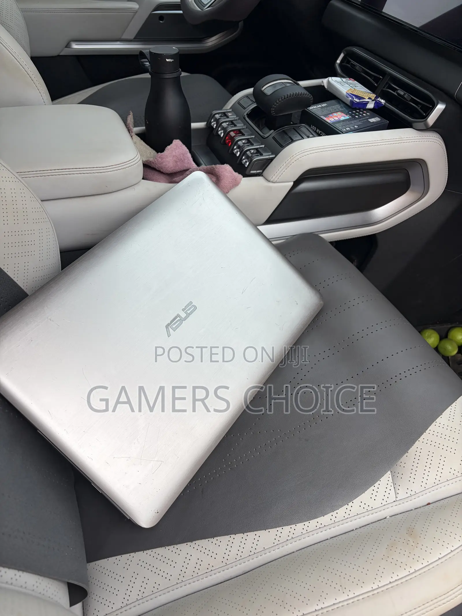Laptop Asus R558UF 8GB Intel Core i5 SSD 512GB