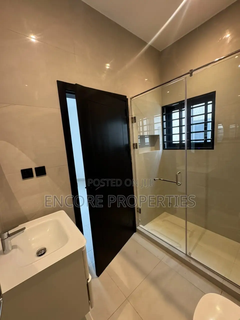 5bdrm House in American House for rent