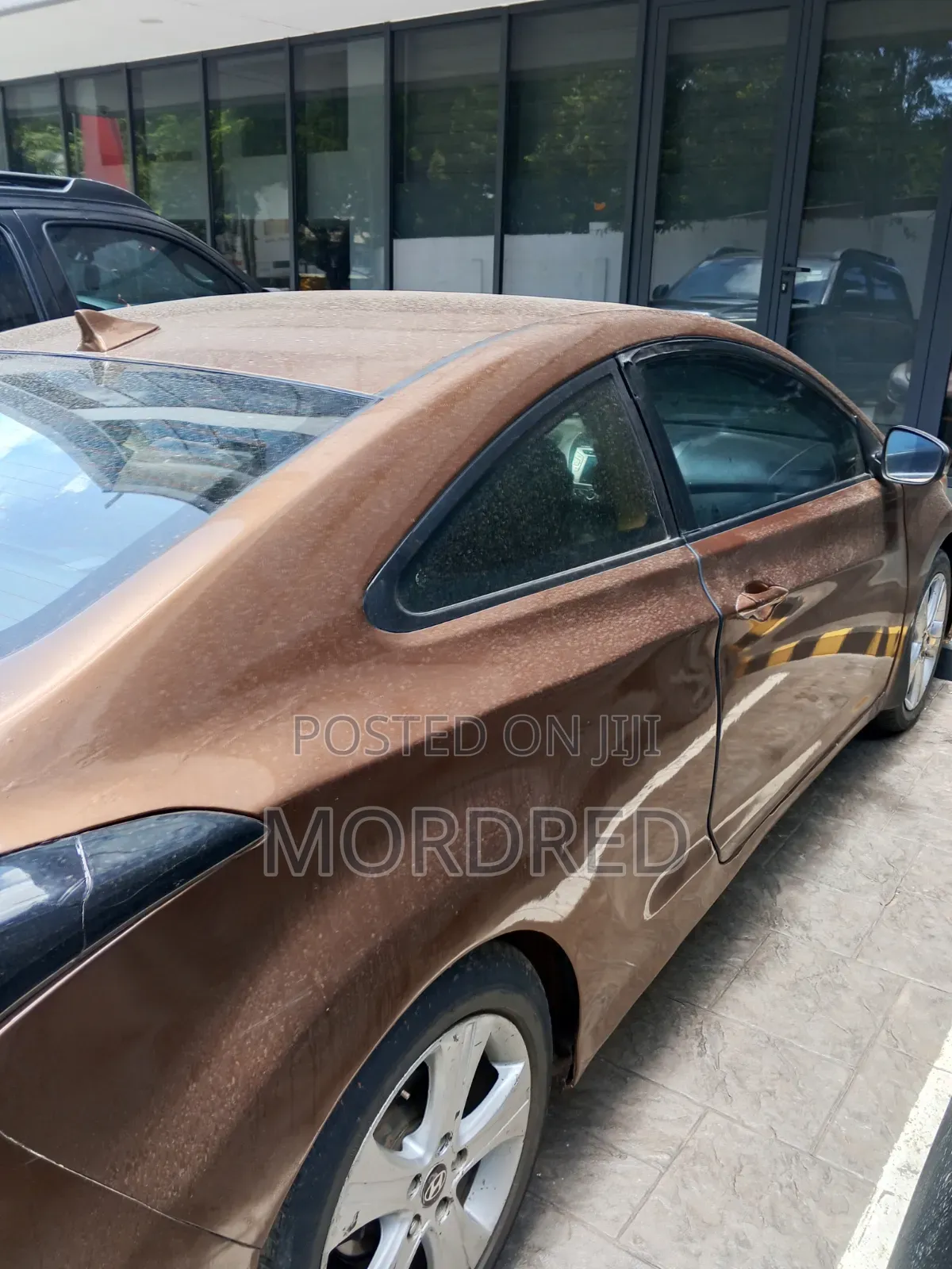 Hyundai Elantra SE Coupe FWD (1.8L 4cyl 6A) 2013 Brown