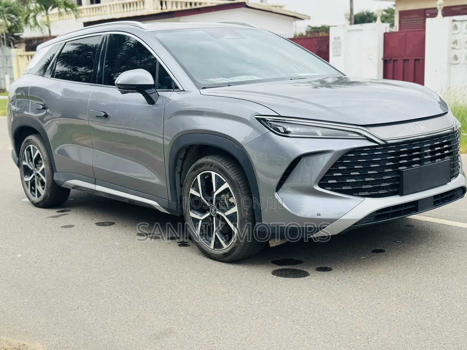 BYD Song Pro DM-i 2024 Gray