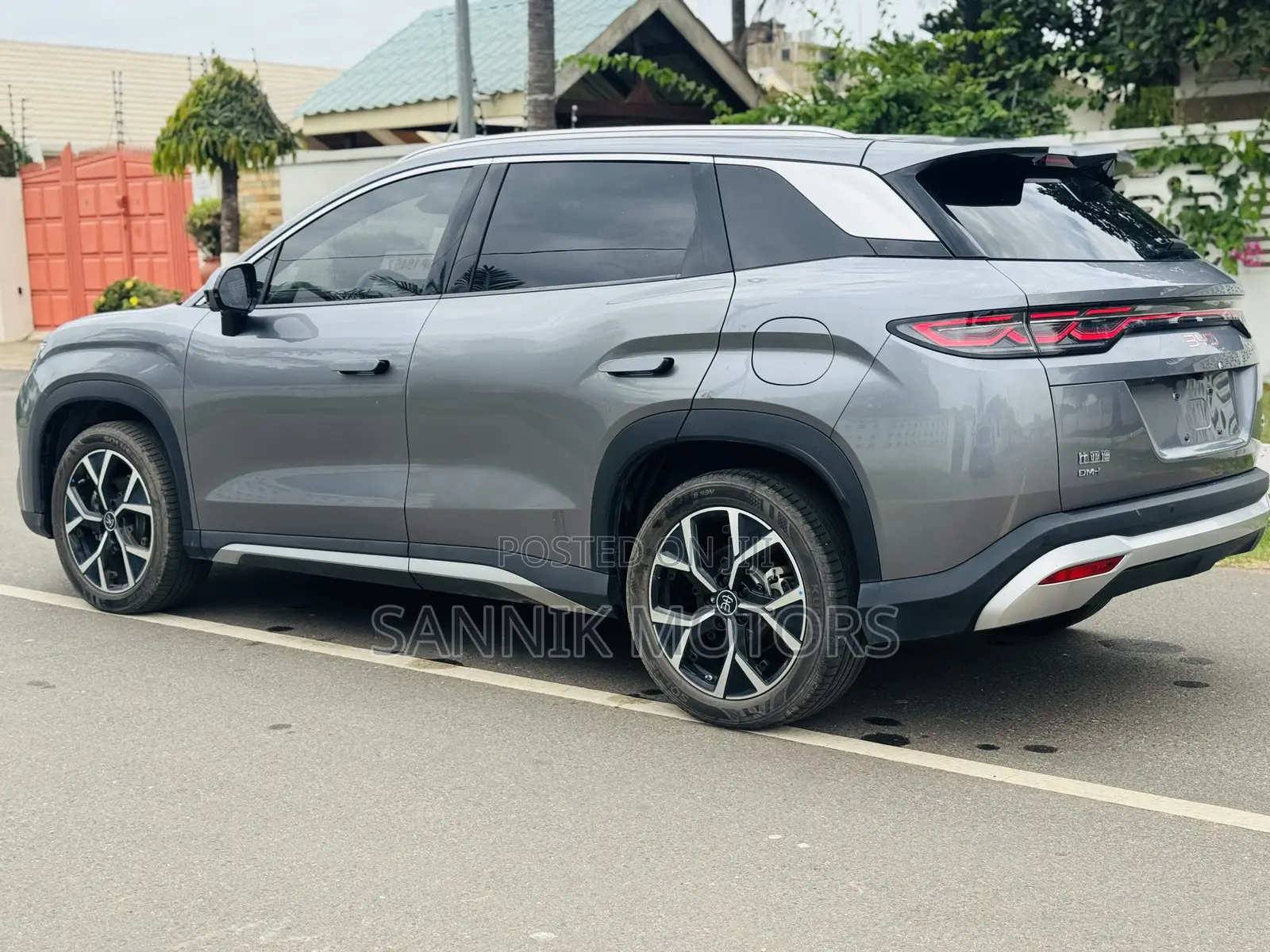 BYD Song Pro DM-i 2024 Gray