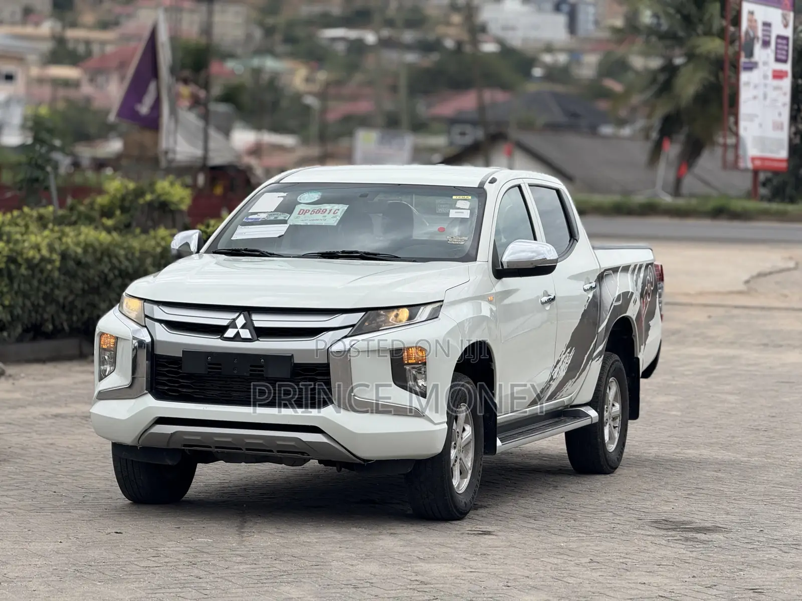 Mitsubishi L200 2020 White