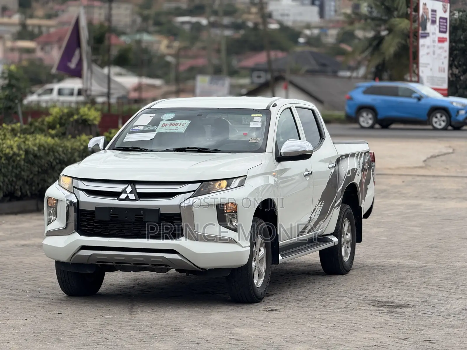 Mitsubishi L200 2020 White