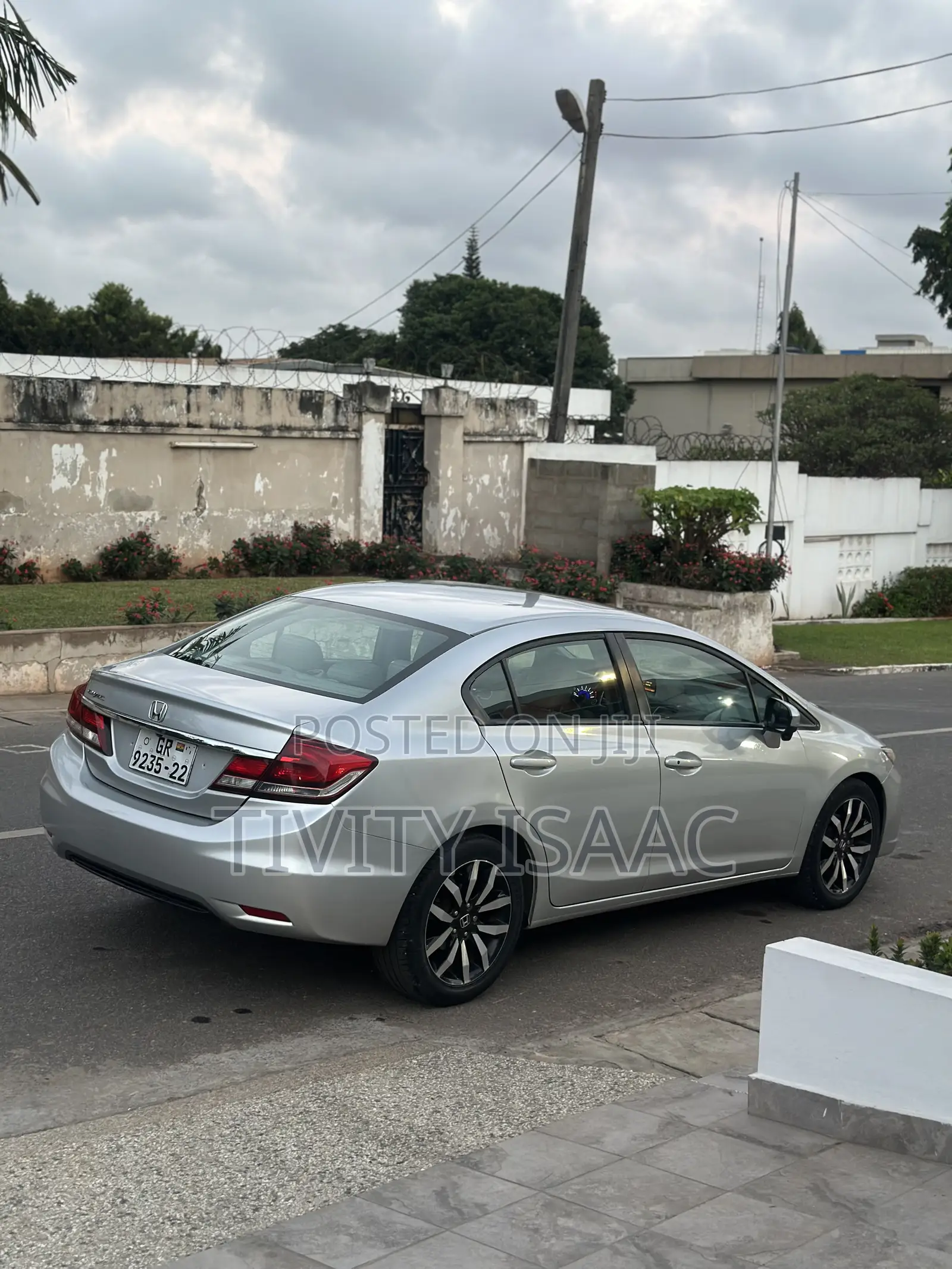 Honda Civic EX-L 4dr Sedan (1.8L 4cyl CVT) 2015 Gray