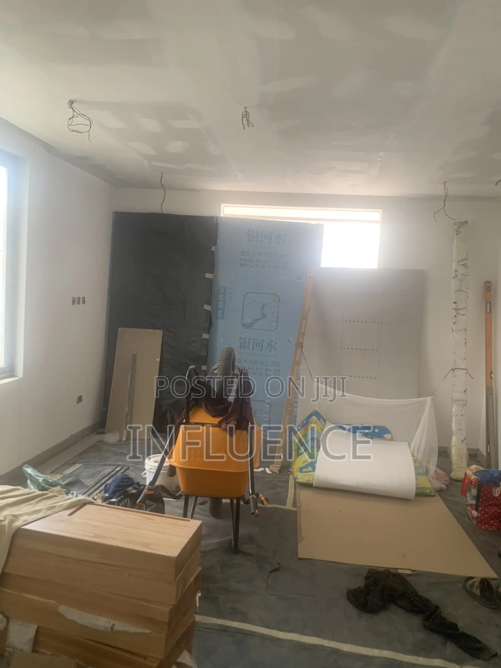 5bdrm House in Adjirigano, East Legon for sale