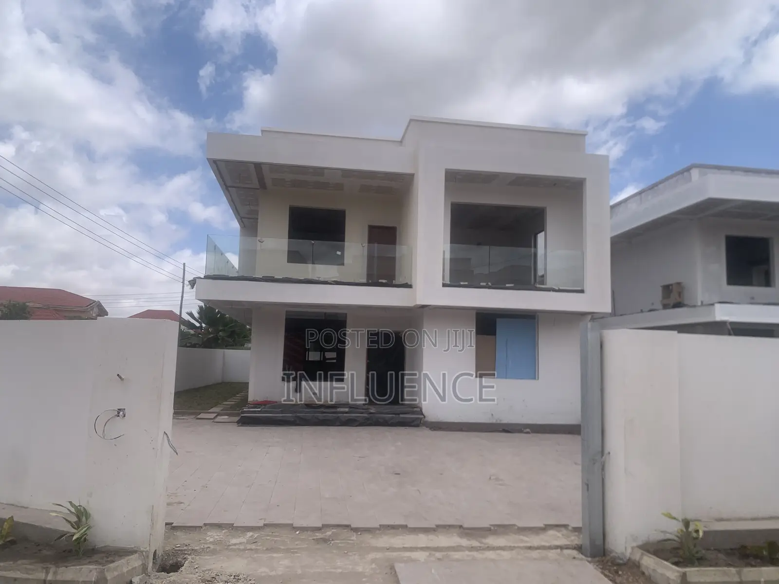 5bdrm House in Adjirigano, East Legon for sale