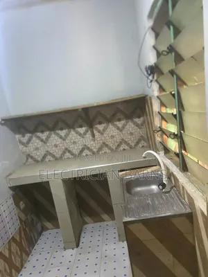 1bdrm Room & Parlour in Robert Barns, Old Barrier for rent