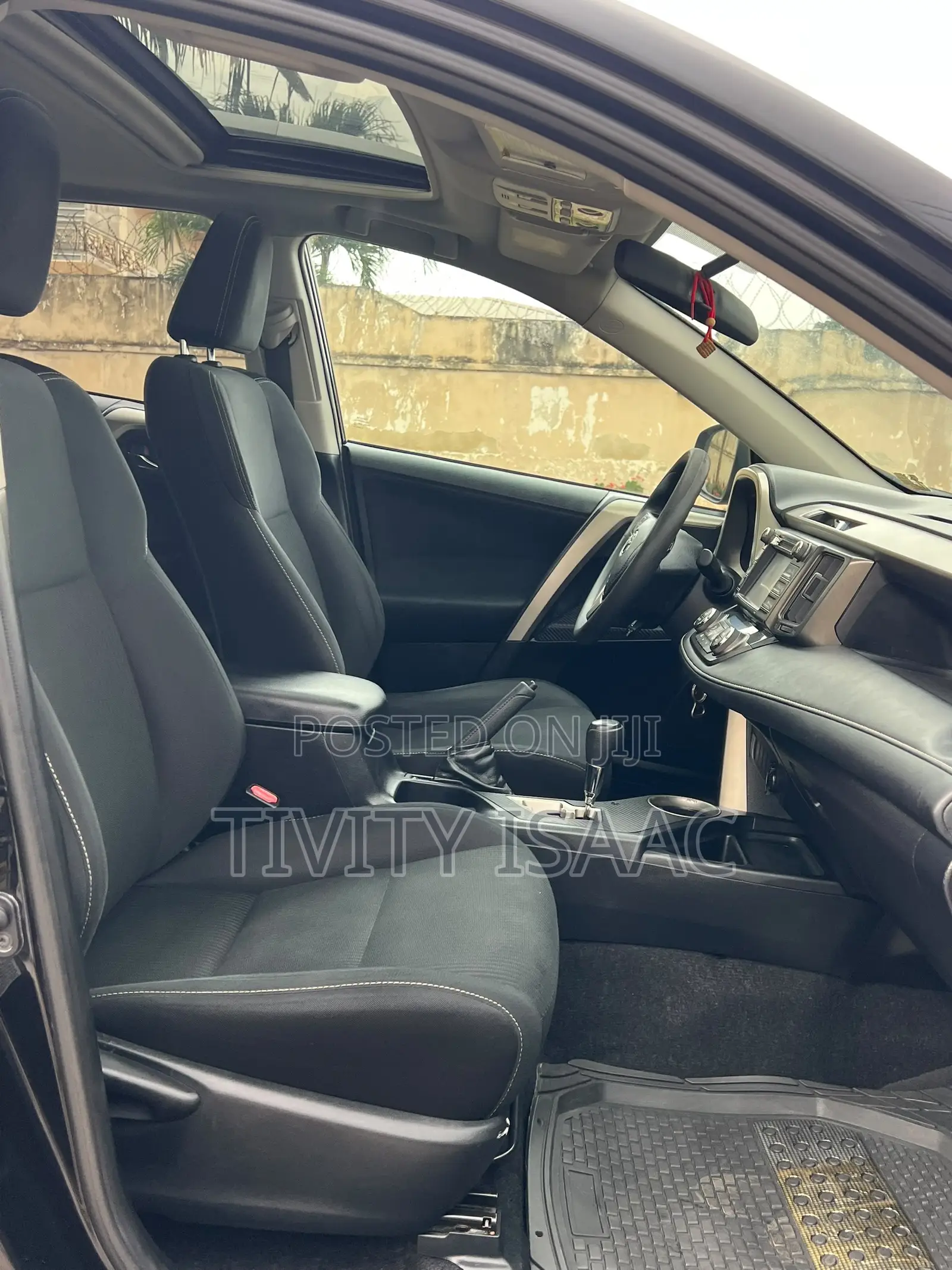 Toyota RAV4 XLE 4dr SUV AWD (2.5L 4cyl 6A) 2014 Black