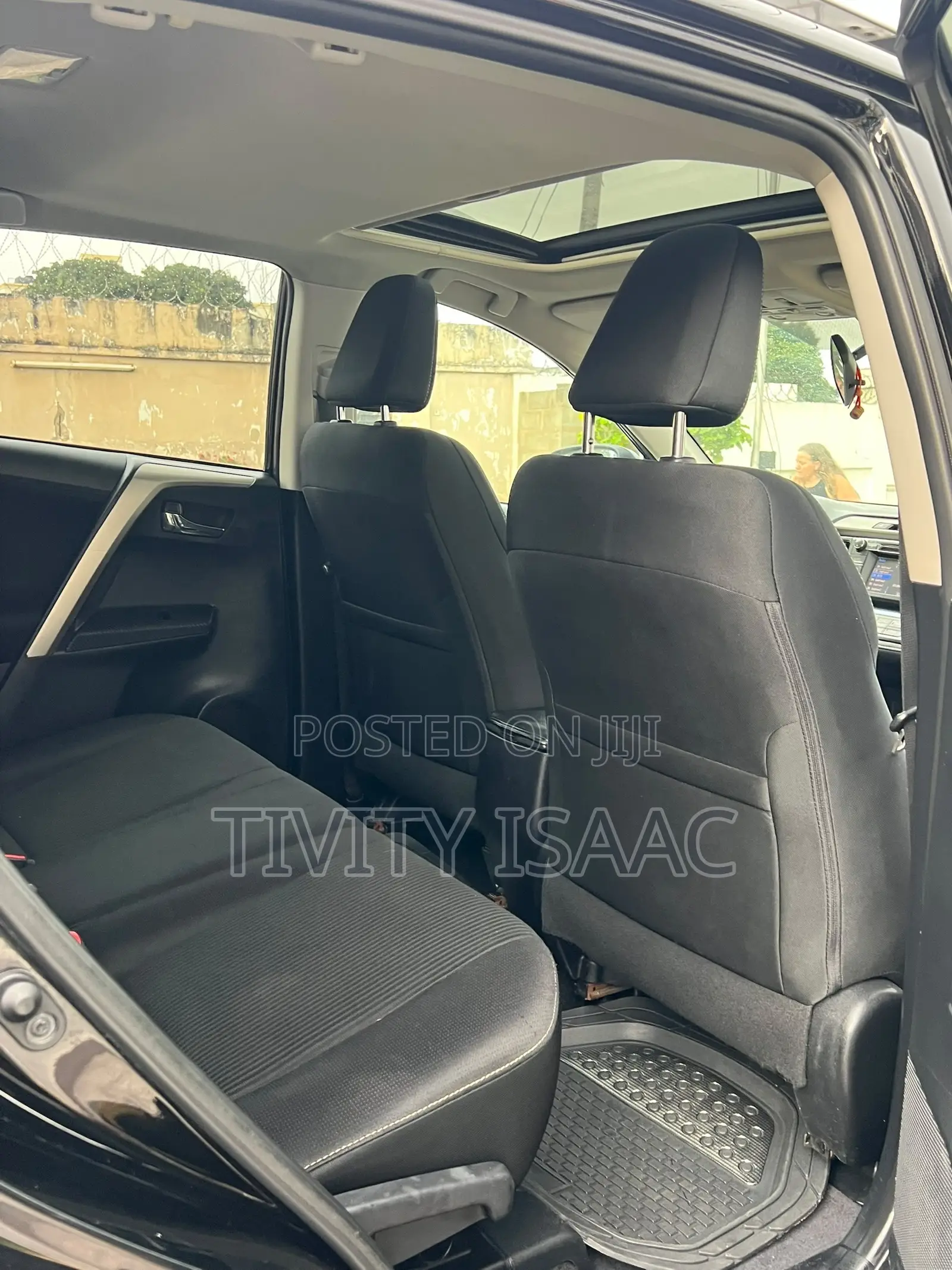Toyota RAV4 XLE 4dr SUV AWD (2.5L 4cyl 6A) 2014 Black