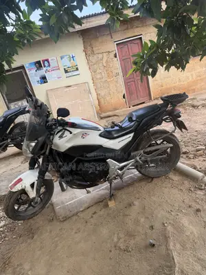 Honda NC700X 2015 White