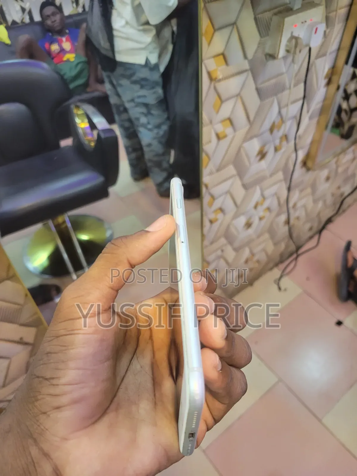 Apple iPhone 8 Plus 64 GB White