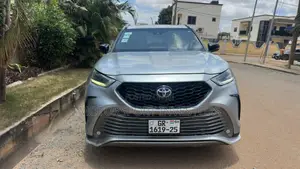 Toyota Highlander XSE 2021 Silver