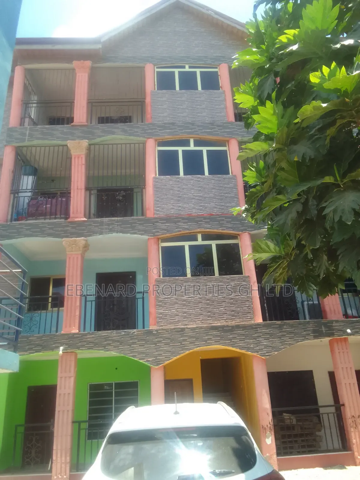 3bdrm Apartment in Ebenard Properties, Baatsona Total for rent