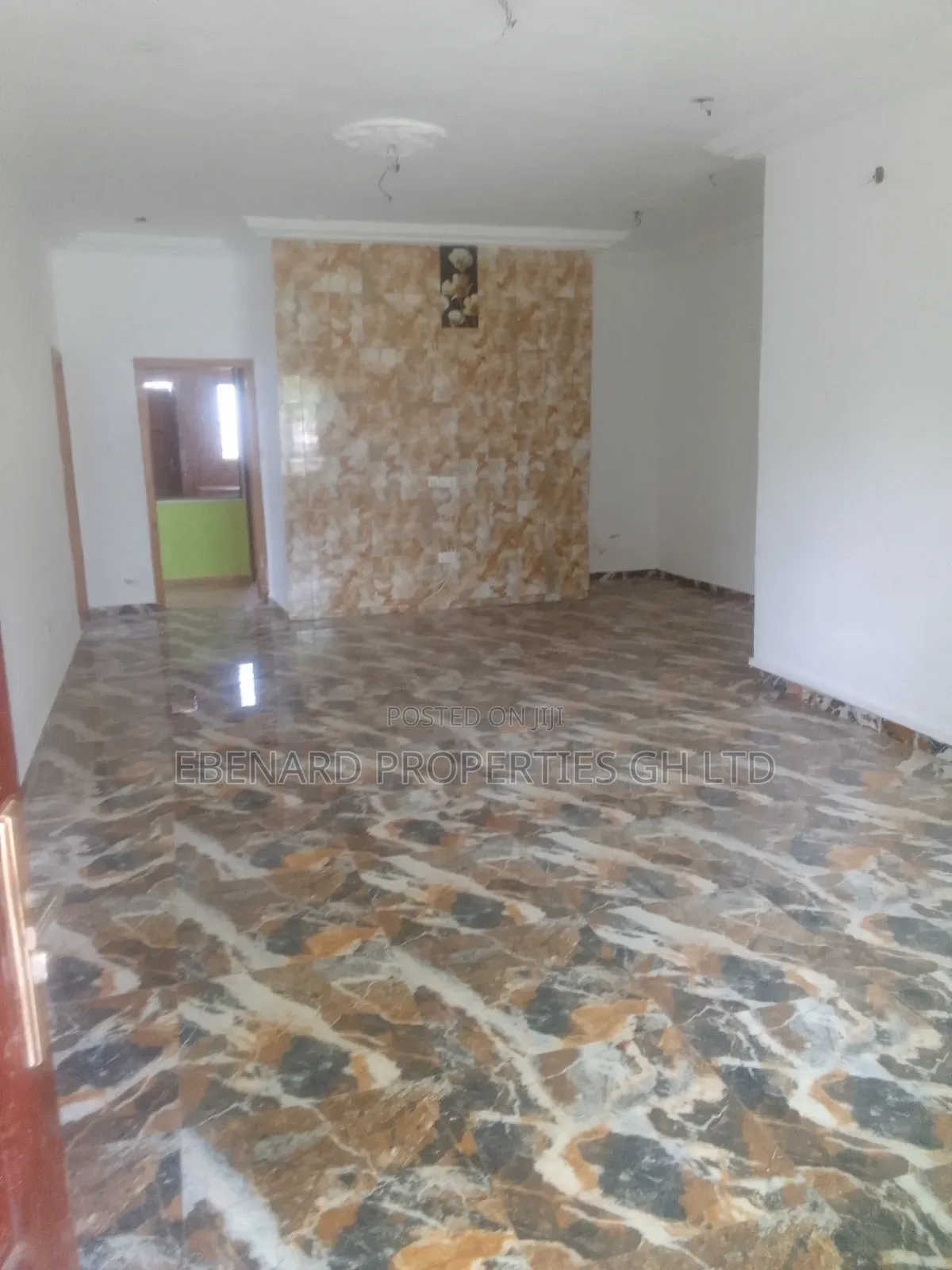 3bdrm Apartment in Ebenard Properties, Baatsona Total for rent