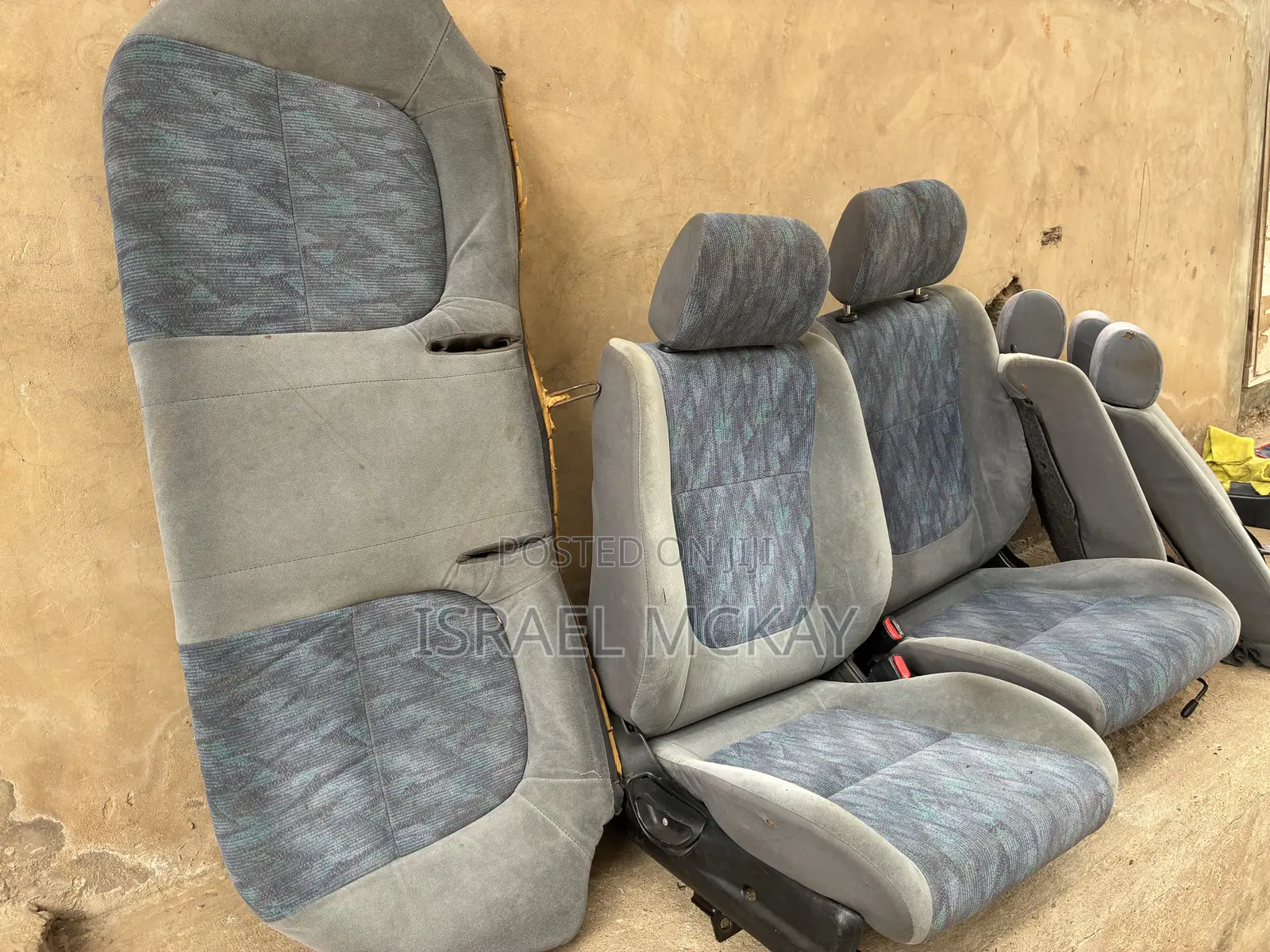 Nissan Car Seat Set
