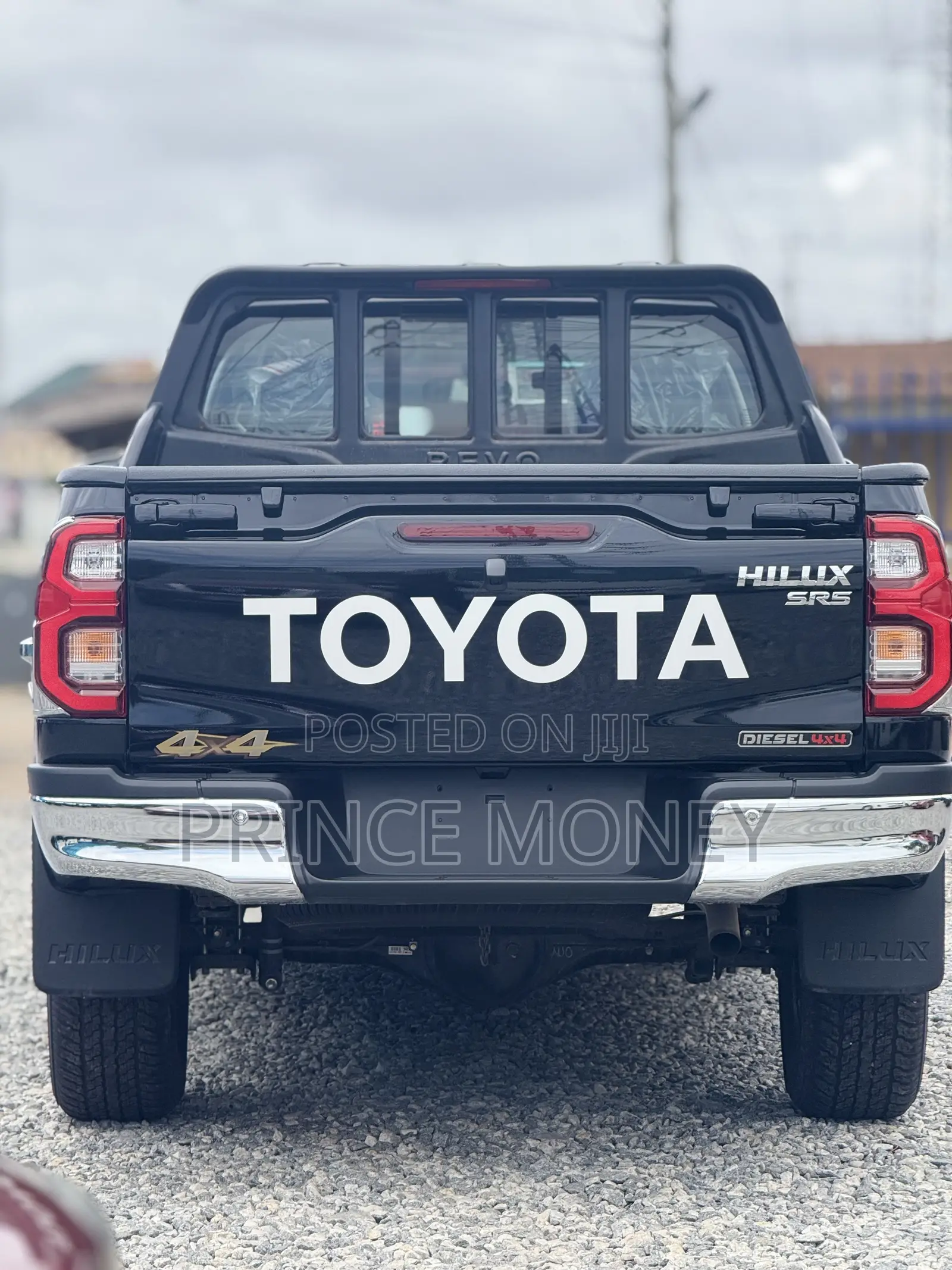 New Toyota Hilux 2025 Black
