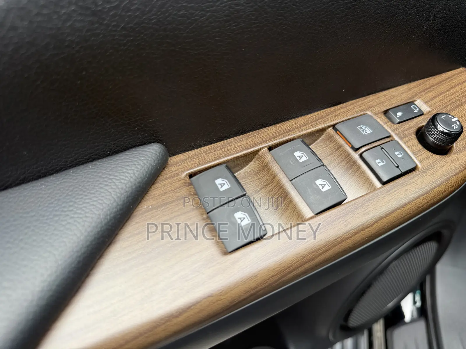 New Toyota Hilux 2025 Black