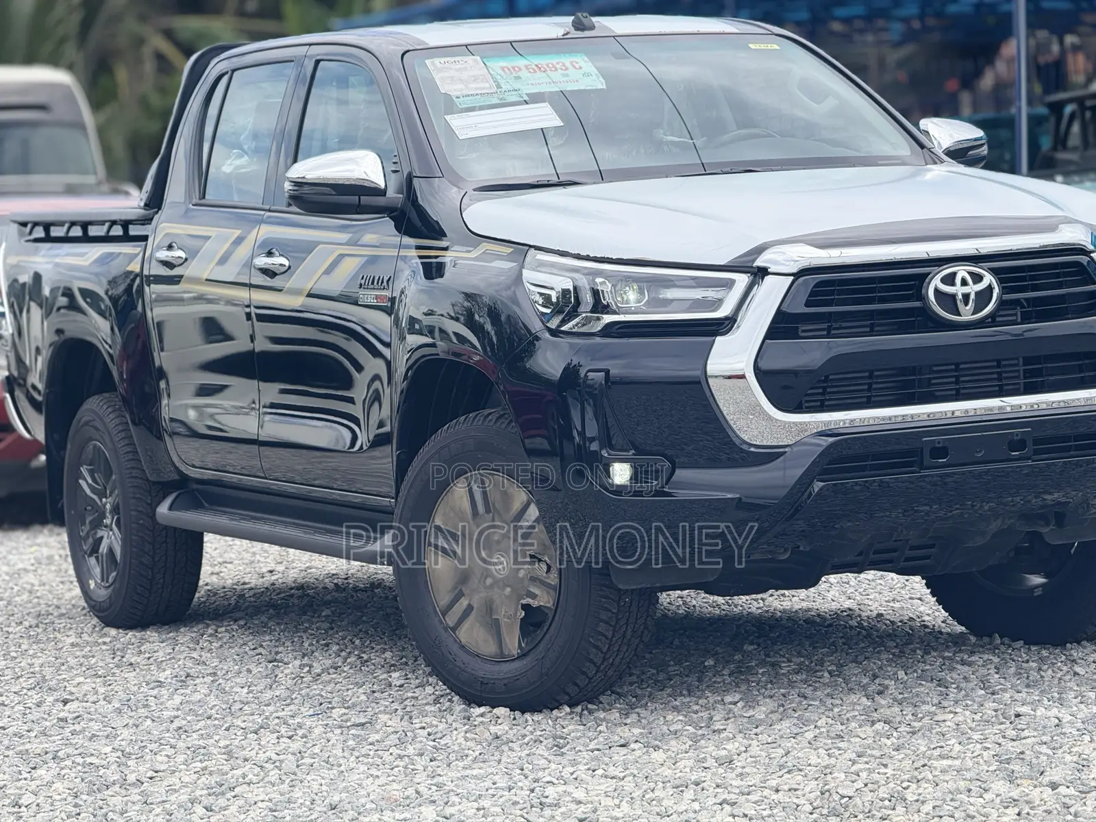 New Toyota Hilux 2025 Black