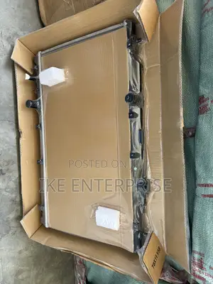Honda Civic Radiator Water Tank 2022,2023,2024,2025