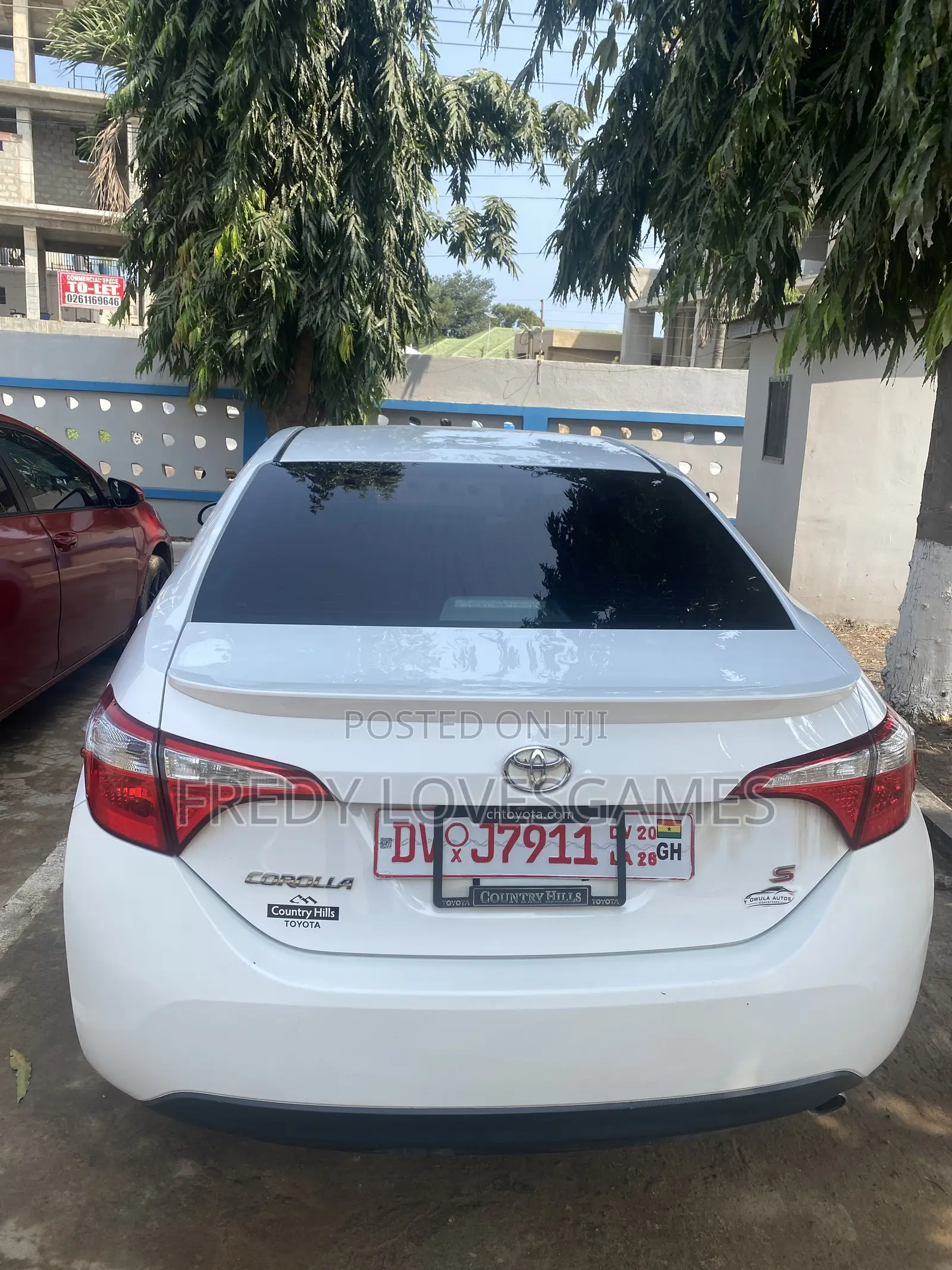Toyota Corolla S 4dr Sedan (1.8L 4cyl CVT) 2016 White