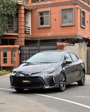 Toyota Corolla SE Special Edition 4dr Sedan (1.8L 4cyl CVT) 2017 Gray