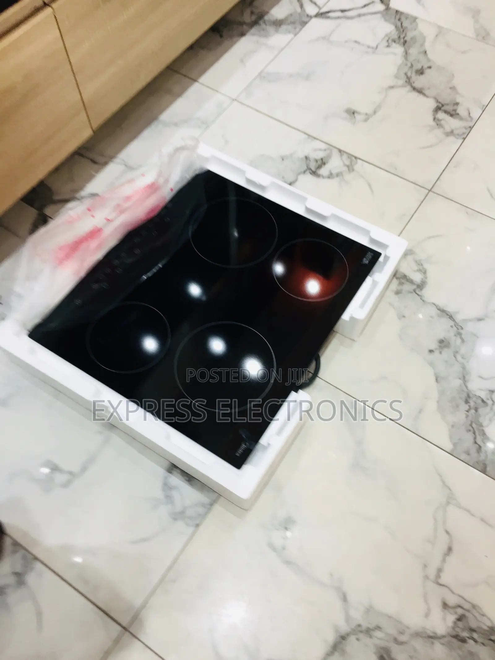 Limited Stock 60cm Kenwood 4-Burner Built-in Electric Cooker/Hob
