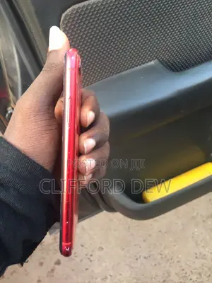 Apple iPhone XR 128 GB Red