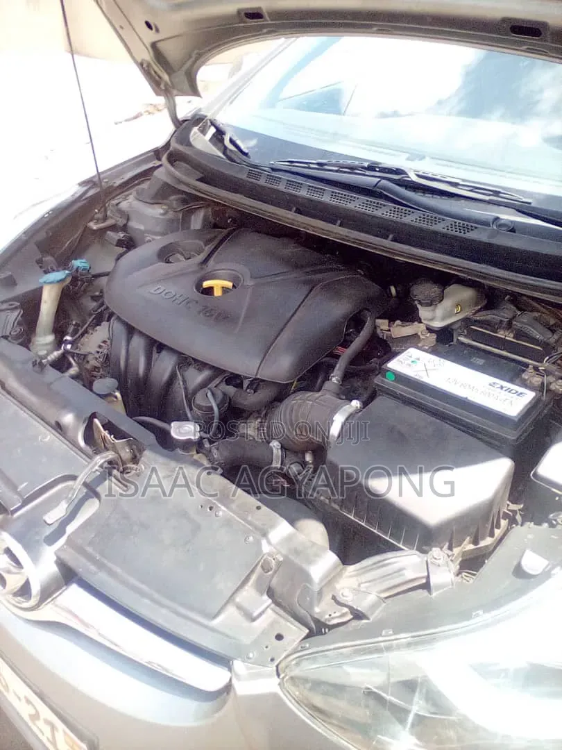 Hyundai Elantra 2013 Gray