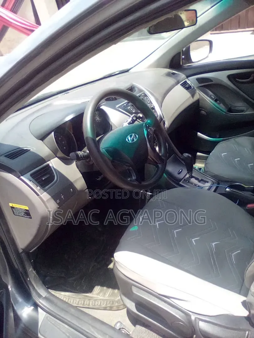 Hyundai Elantra 2013 Gray