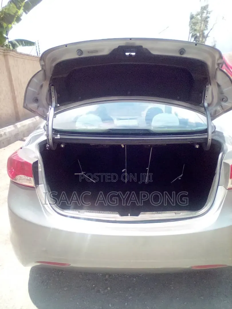Hyundai Elantra 2013 Gray