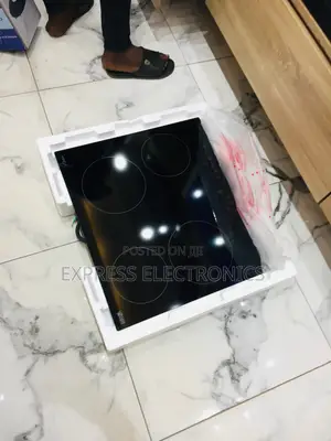 High Quality 60cm Kenwood 4-Burner Built-in Electric Cooker/Hob
