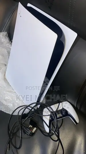 PS5 Standard/Disc Edition