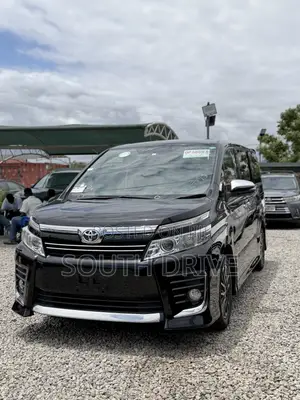 Toyota Voxy 2016 Black