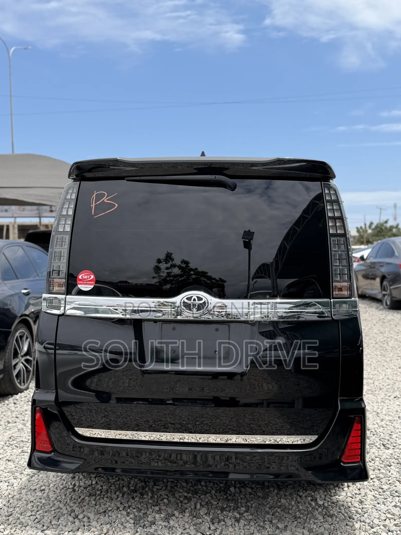 Toyota Voxy 2016 Black