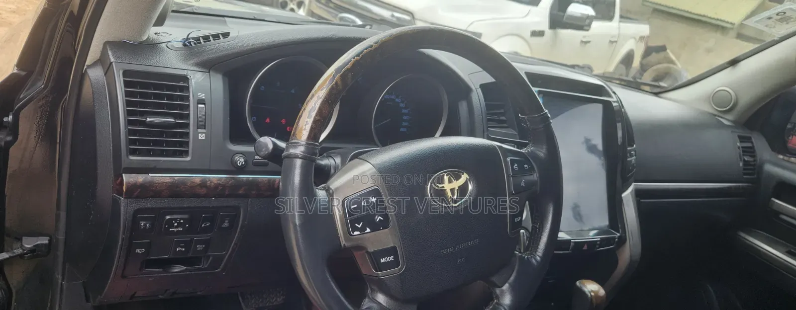Toyota Land Cruiser 4.5 V8 DSL 2013 Black