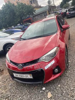 Toyota Corolla LE 4dr Sedan (1.8L 4cyl CVT) 2016 Red