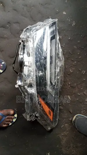 Toyota RAV4 2023 2024 2025 Headlight LED